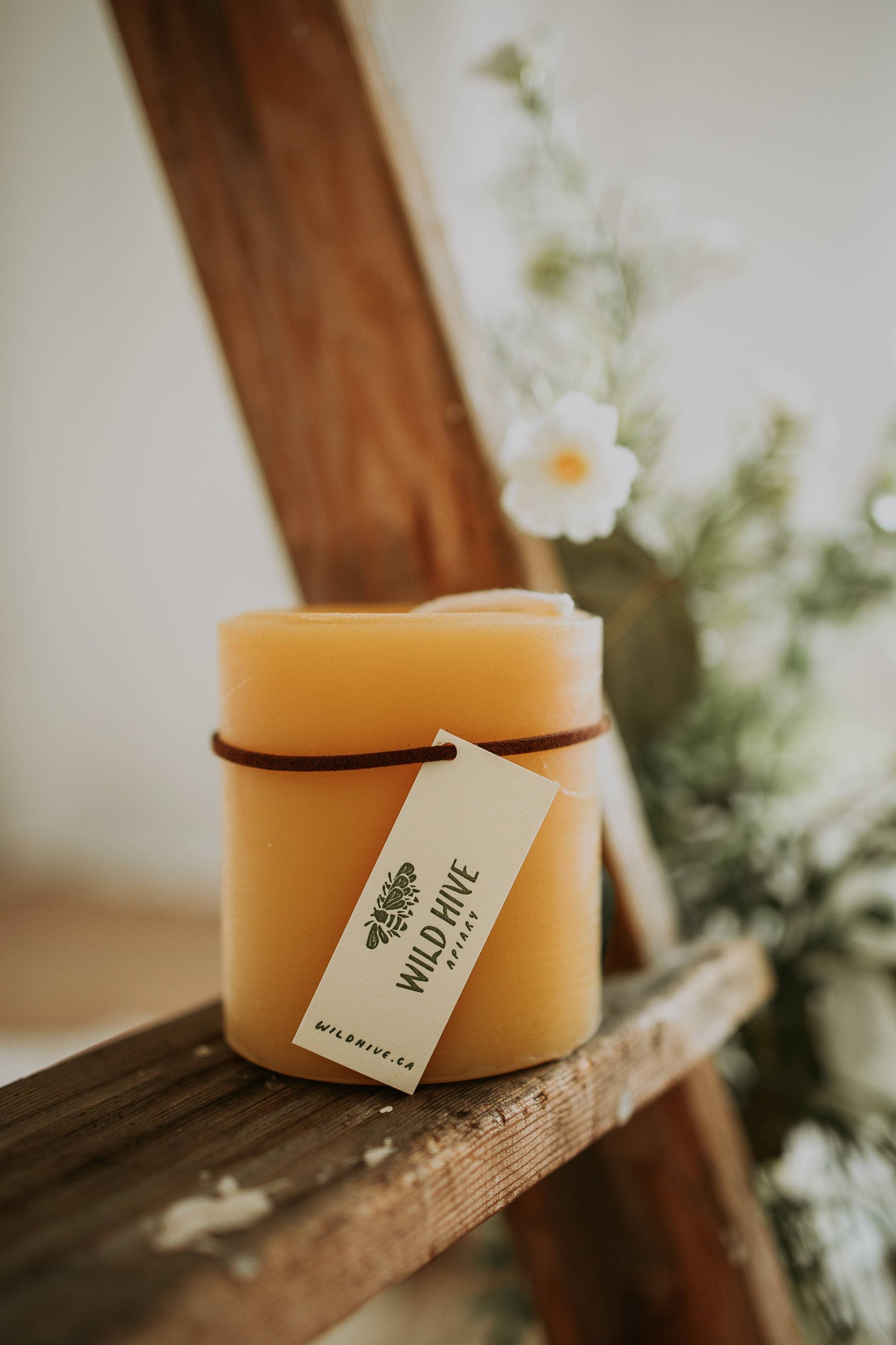 Beeswax Small Round Candle