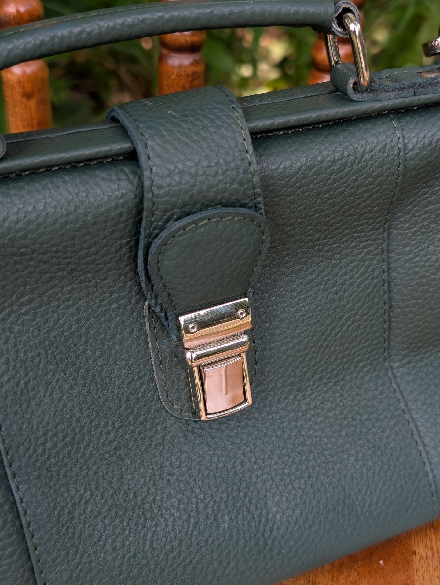 Bella, Women’s Full Grain Leather Bag