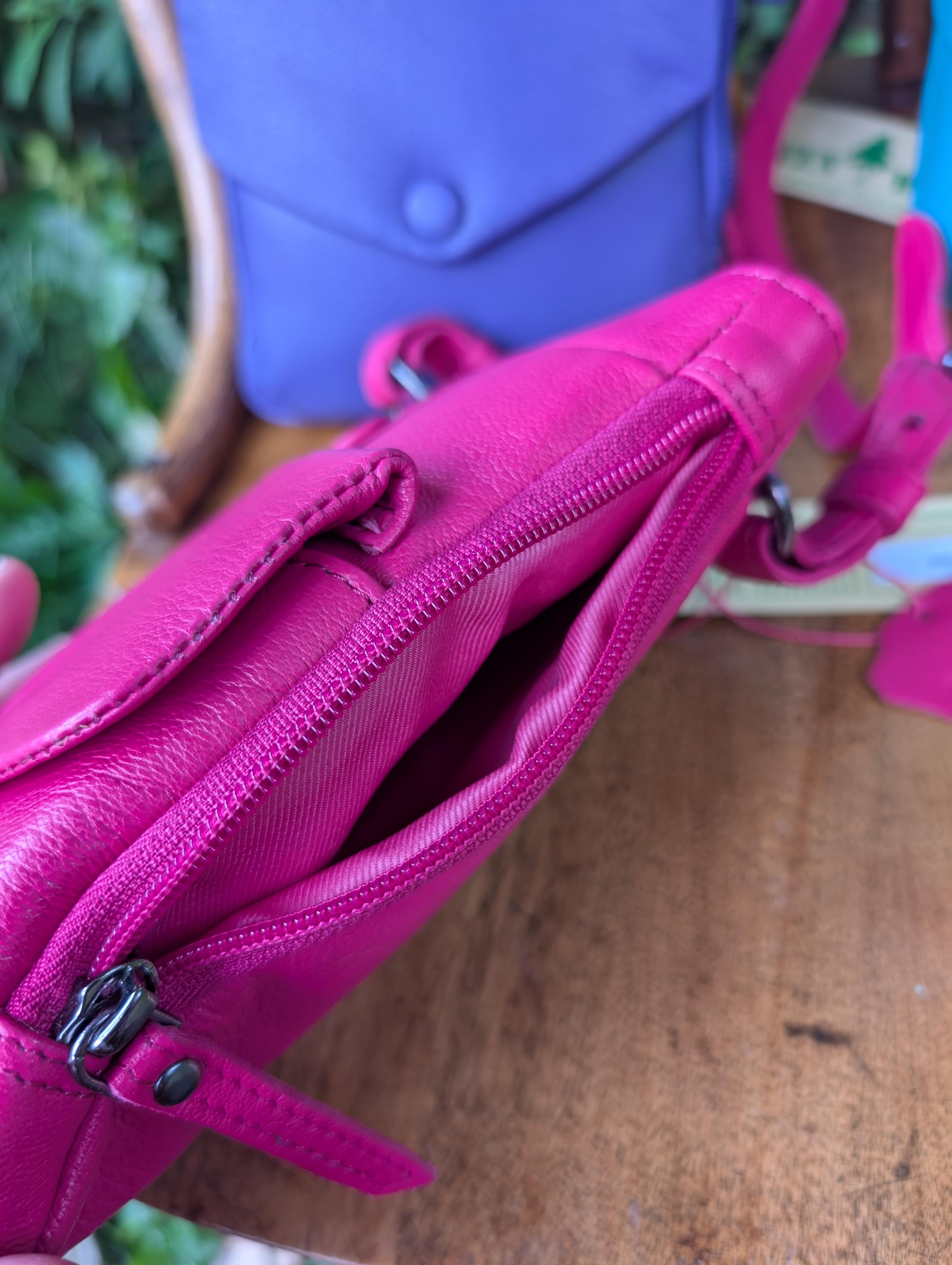 Sac bandoulière pour téléphone Greenwood en cuir safran