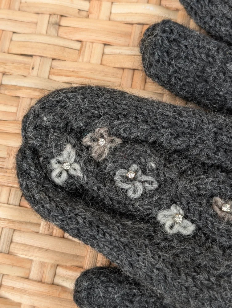 Azalea Mittens