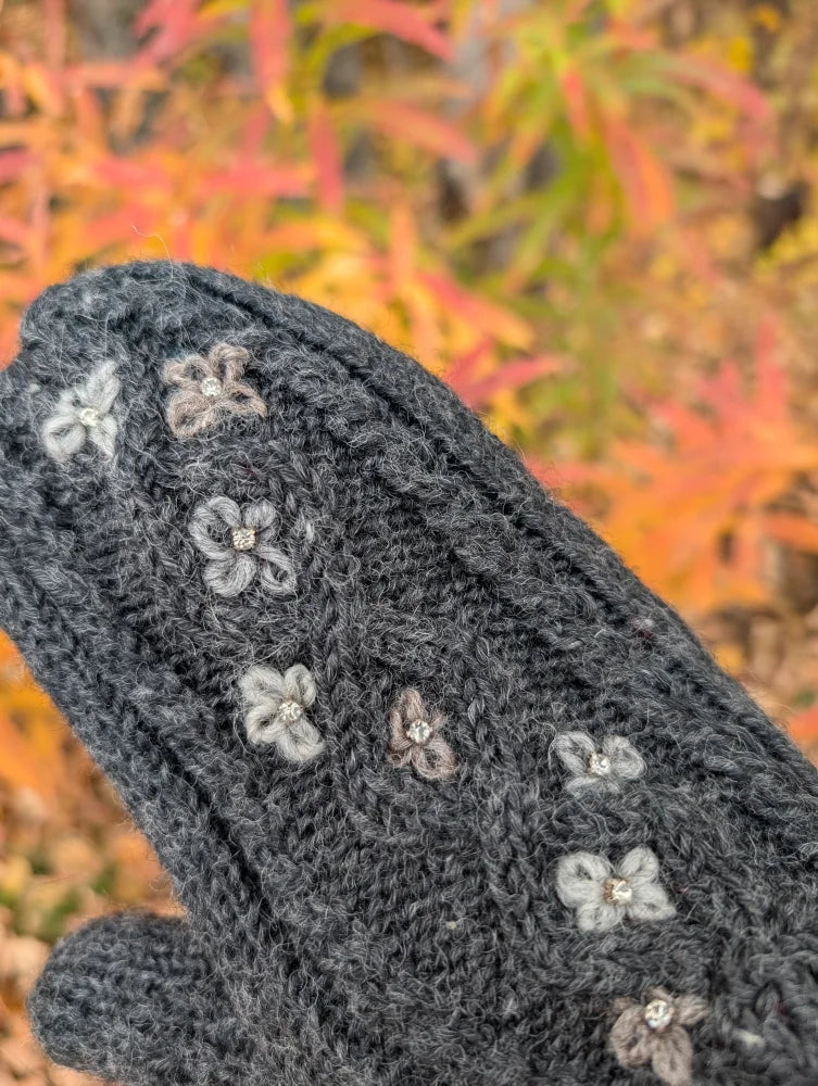 Azalea Mittens