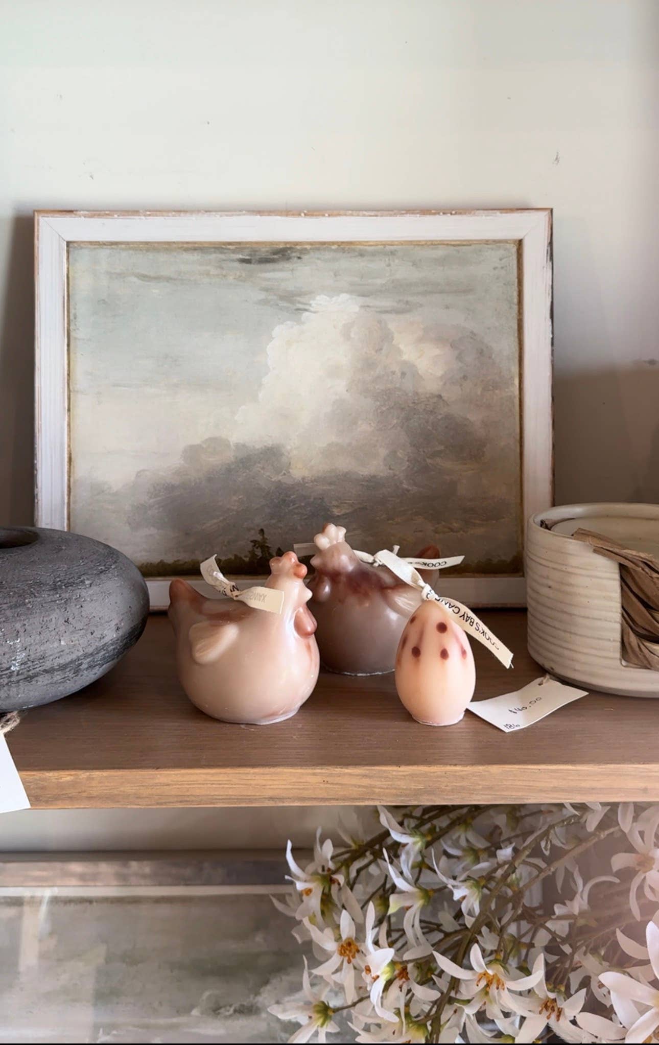 Hen Candle — soy & beeswax