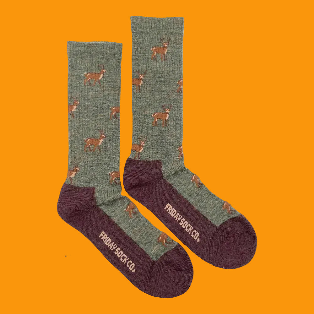 Men’s olive green and maroon merino wool socks with brown deer pattern breathable fit wool socks