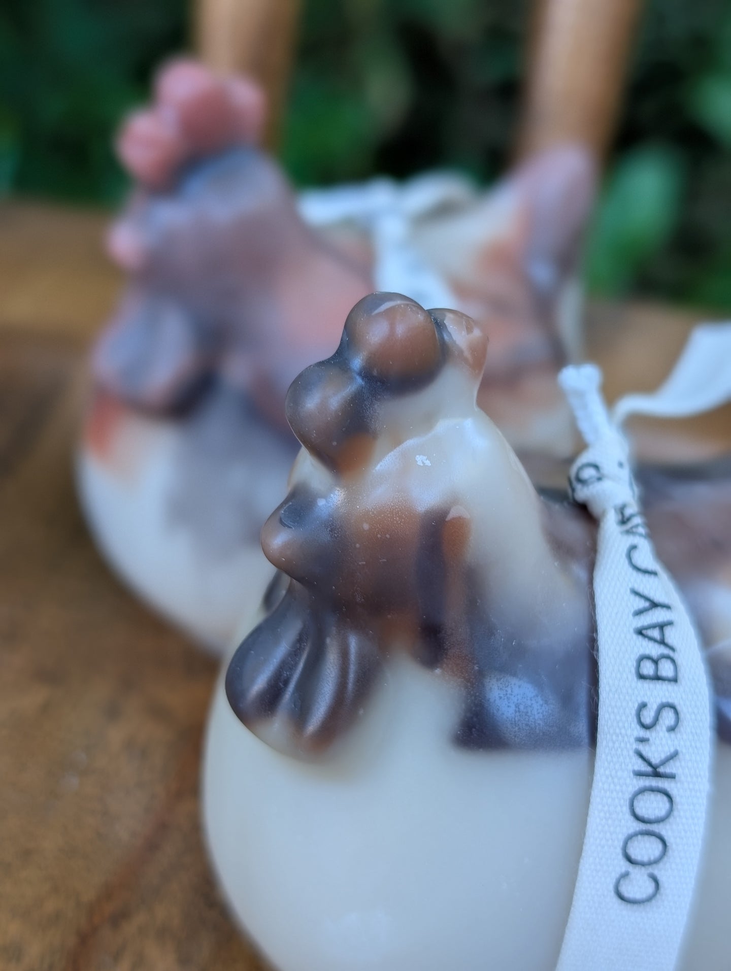 Hen Candle — soy & beeswax