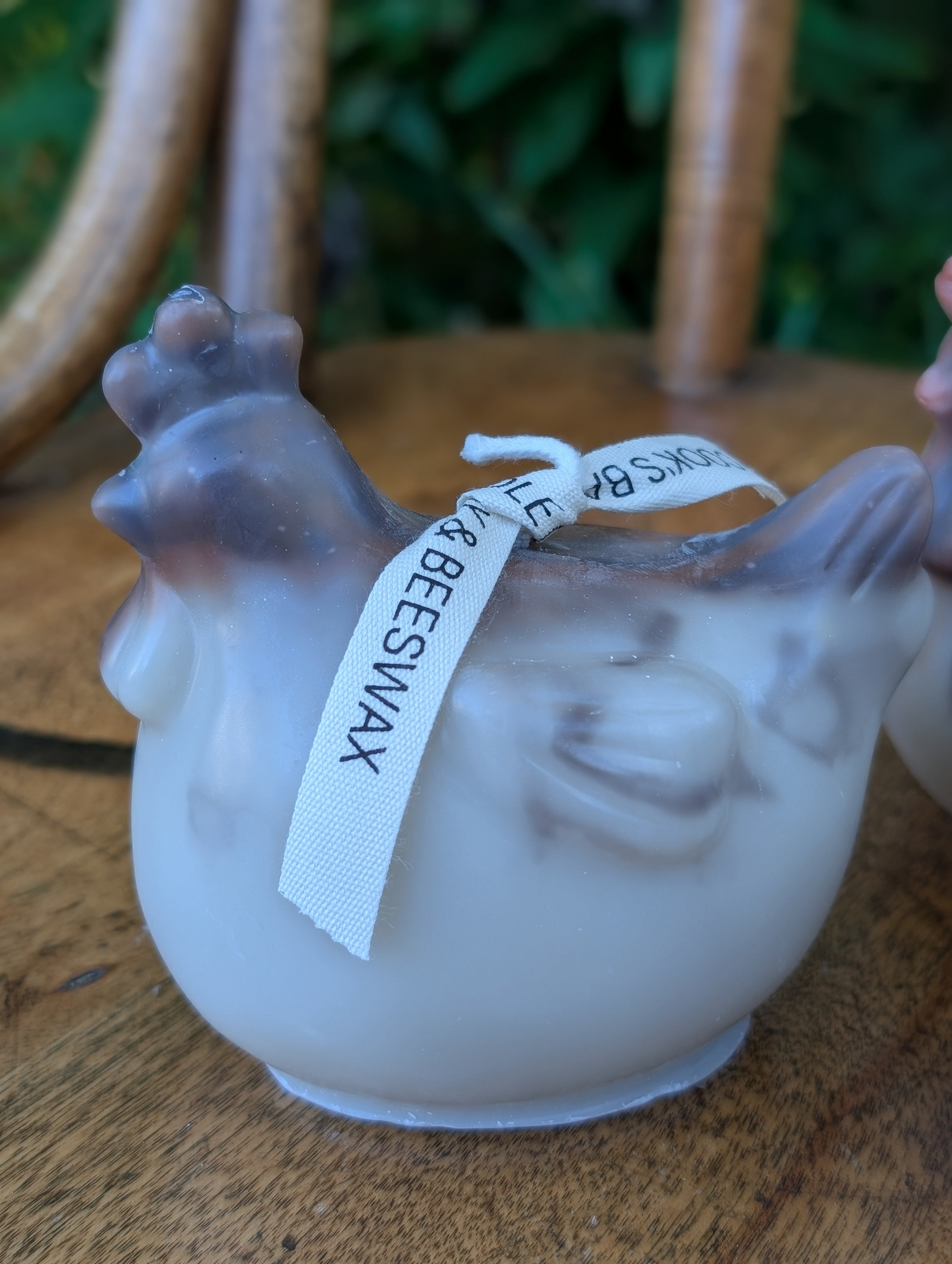 Hen Candle — soy & beeswax