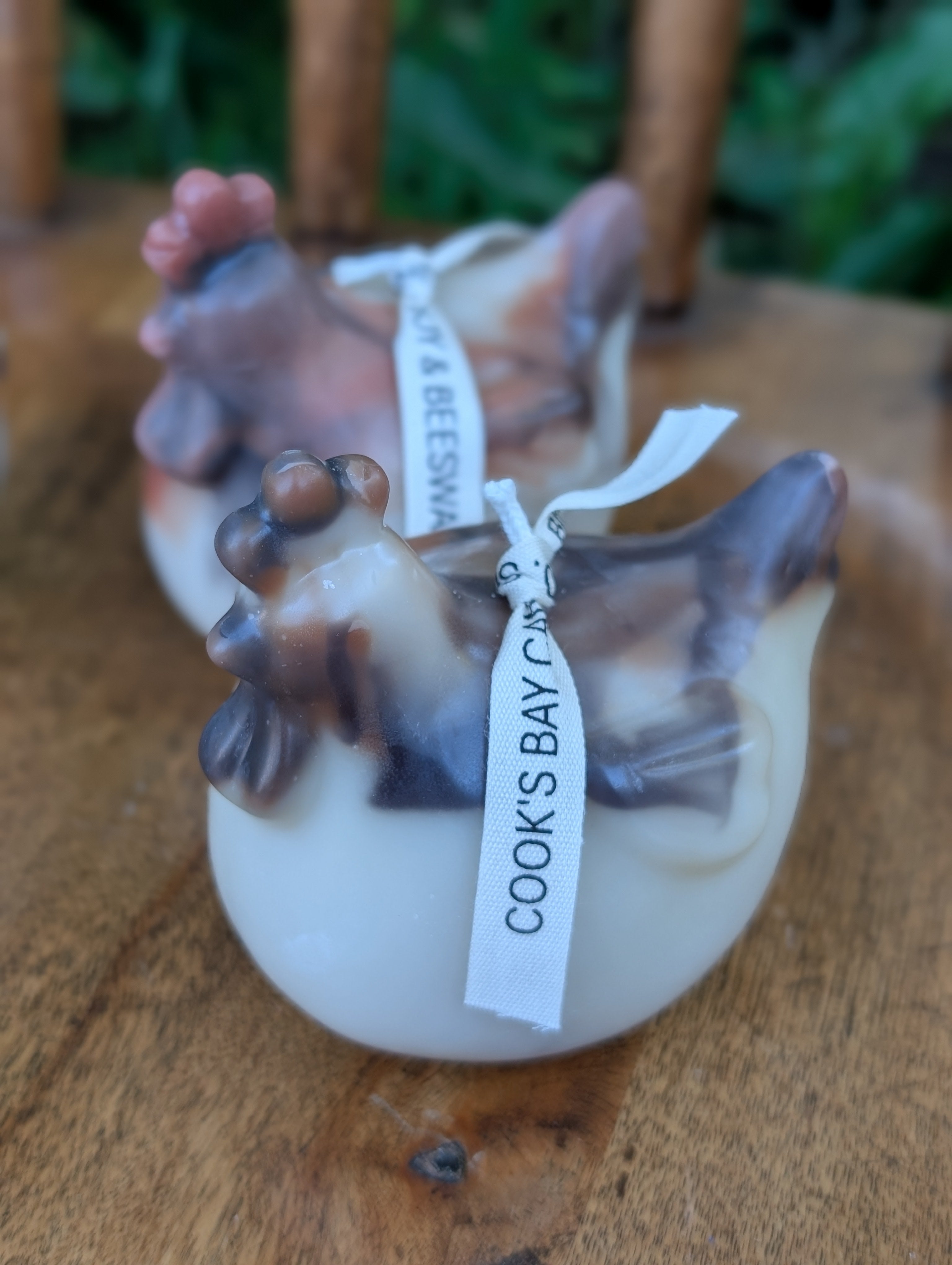 Hen Candle — soy & beeswax