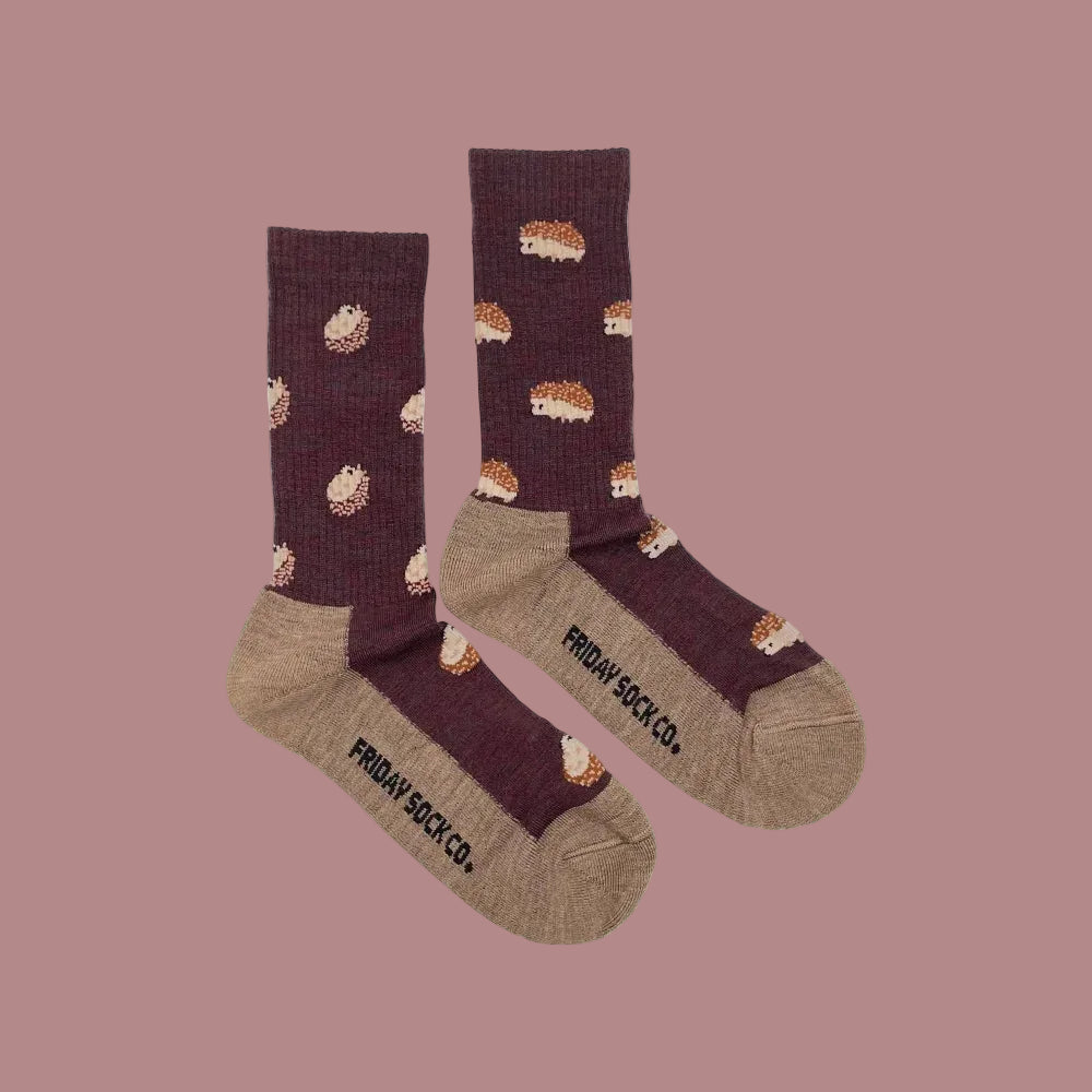 Women’s dark purple merino wool socks with beige and brown hedgehog pattern for breathable warmth and comfort